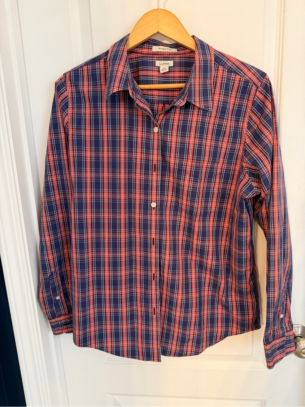 L.L. Bean Women's Wrinkle-Free Red & Blue Plaid Button-Down Shirt